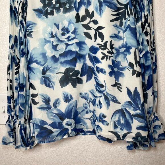 Talbots Women's Floral Blouse M Blue & White Long Pleated Bell Sleeve - Picture 6 of 13